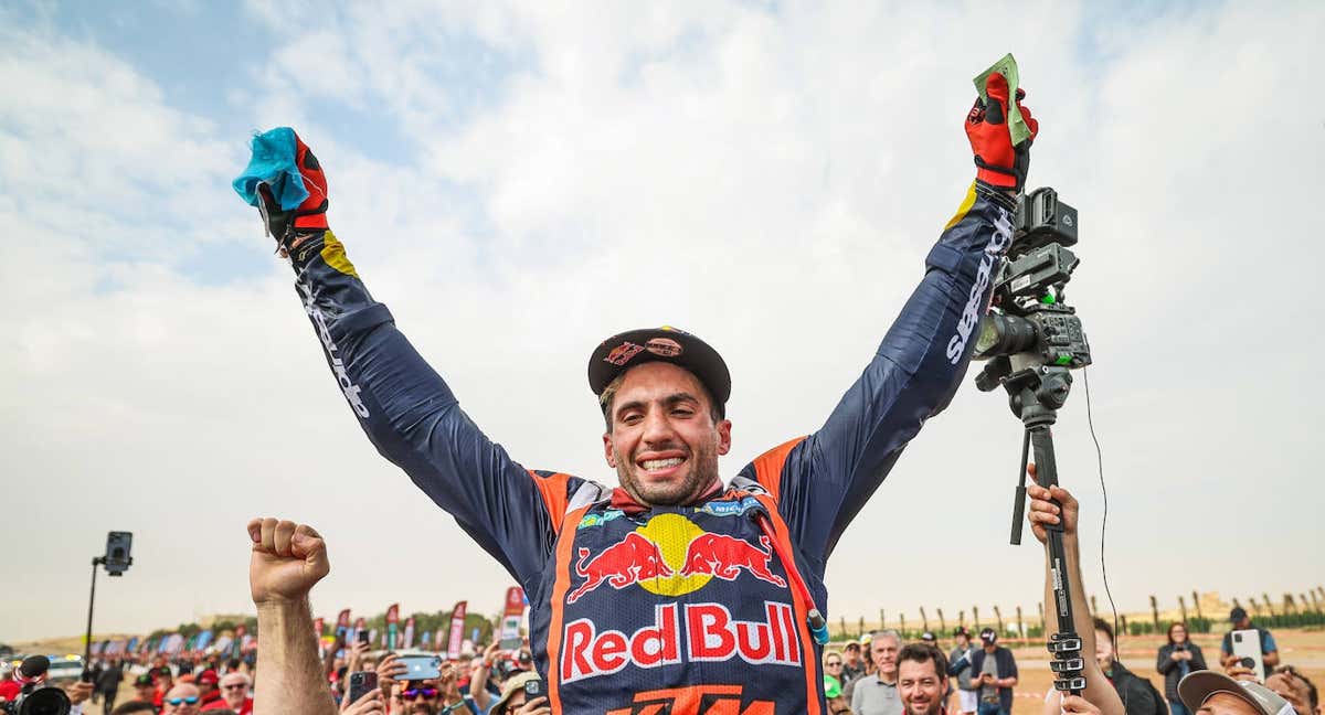 El ganador del Dakar que tuvo que sacarse una carrera universitaria