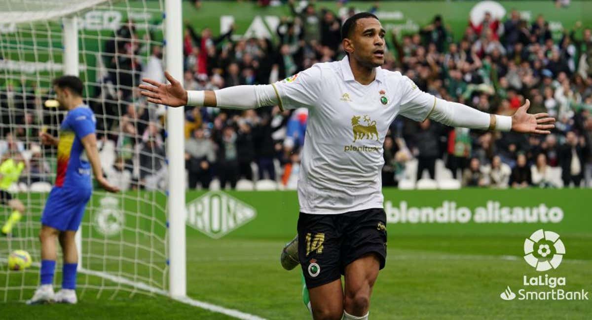 La remontada del Racing y de Jordi Mboula, la perla de La Masía sin